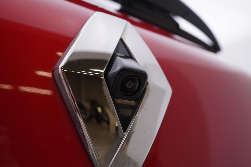 O119V07124_41.webp_CAPTUR Techno  1.3 TCe 140 EDC 103 kW automat, DPH