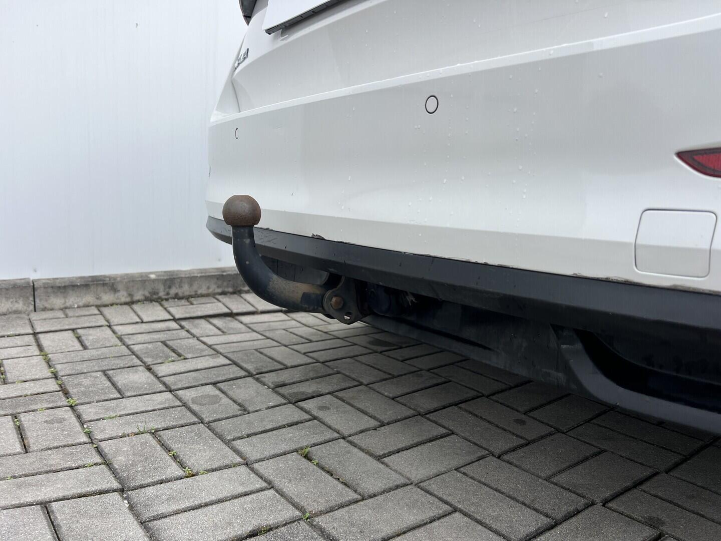 O119V07128_36.webp_SCALA Ambition 1.5 TSI 110 kW manuál, DPH