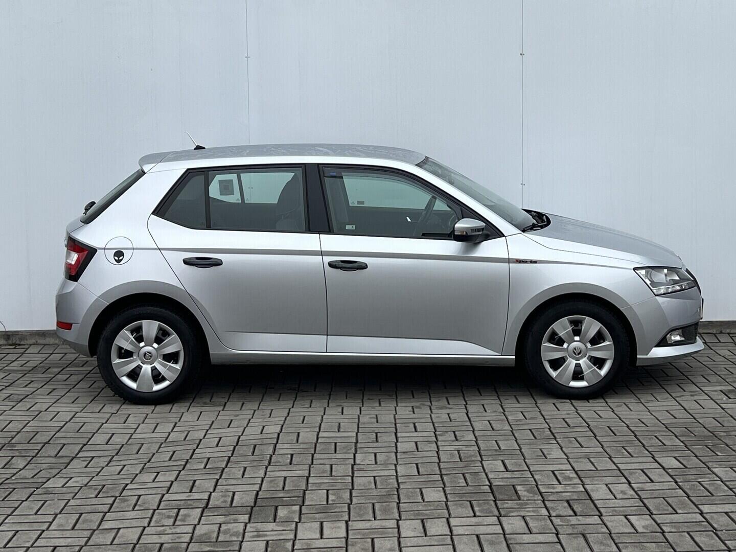 O119V07130_16.webp_FABIA Ambition 1.0 TSI 70 kW manuál