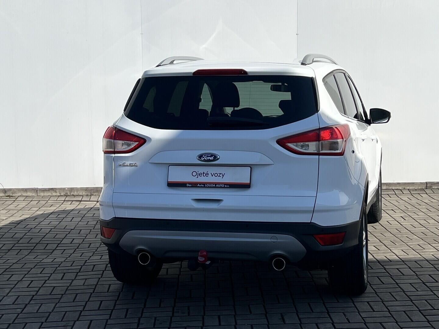 O119V07131_11.webp_KUGA  2.0 TDCi 110 kW manuál