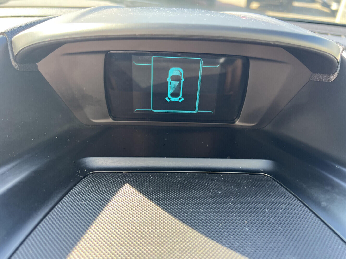 O119V07131_26.webp_KUGA  2.0 TDCi 110 kW manuál