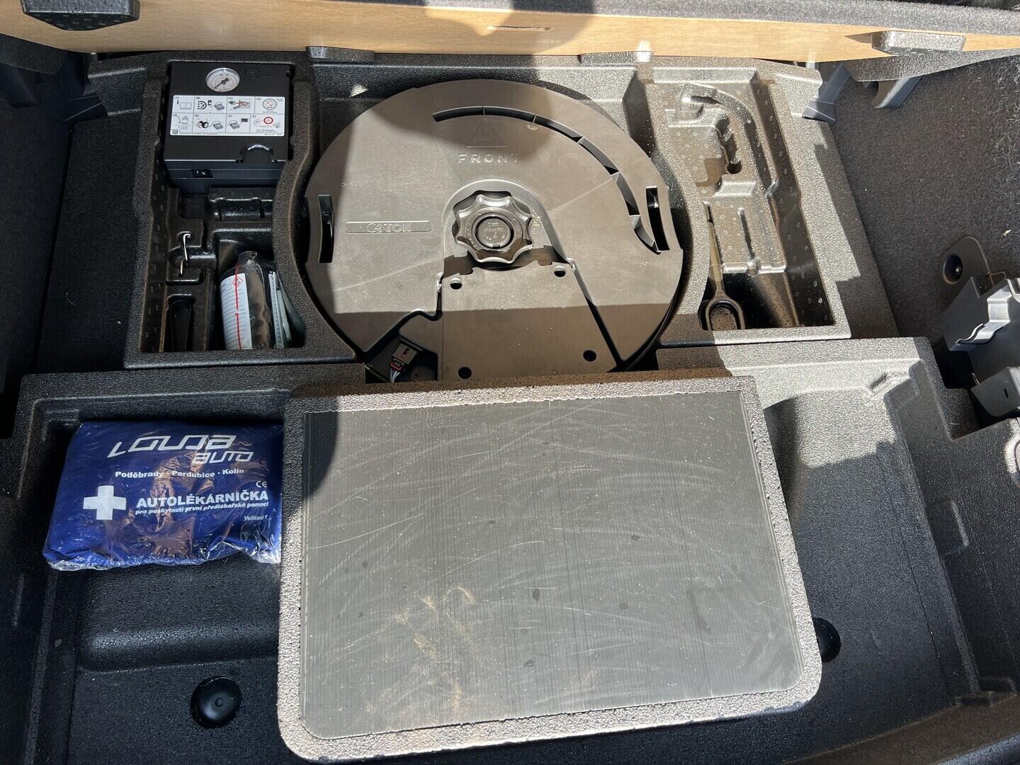 O119V07132_38.webp_KODIAQ RS Challenge 2.0 TDI 176 kW automat, DPH