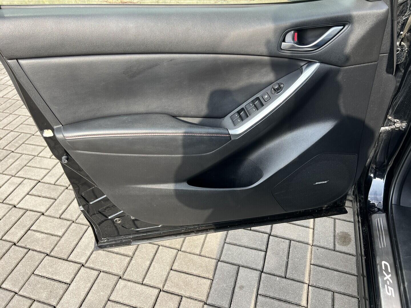 O119V07133_20.webp_CX-5 Revolution 2.2 Skyctiv-D 129 kW manuál