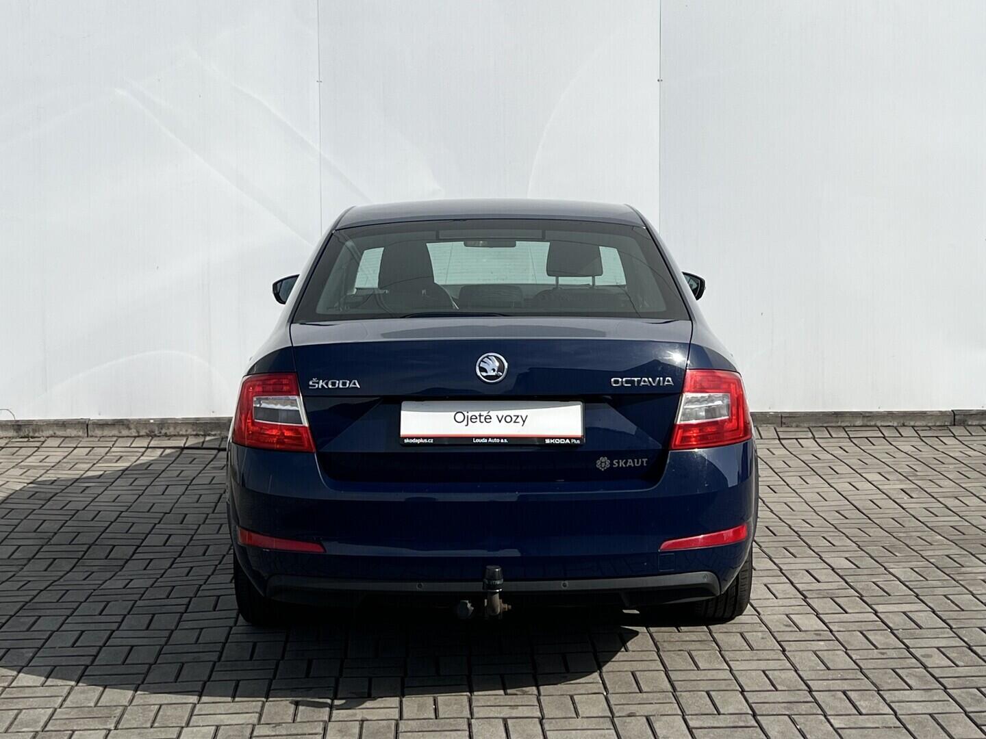 O119V07134_17.webp_OCTAVIA Ambition Fresh 1.2 TSI 77 kW manuál