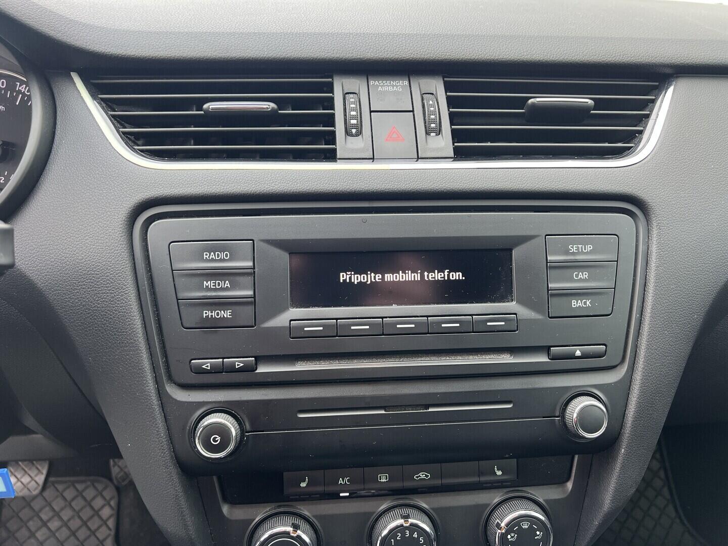 O119V07134_27.webp_OCTAVIA Ambition Fresh 1.2 TSI 77 kW manuál