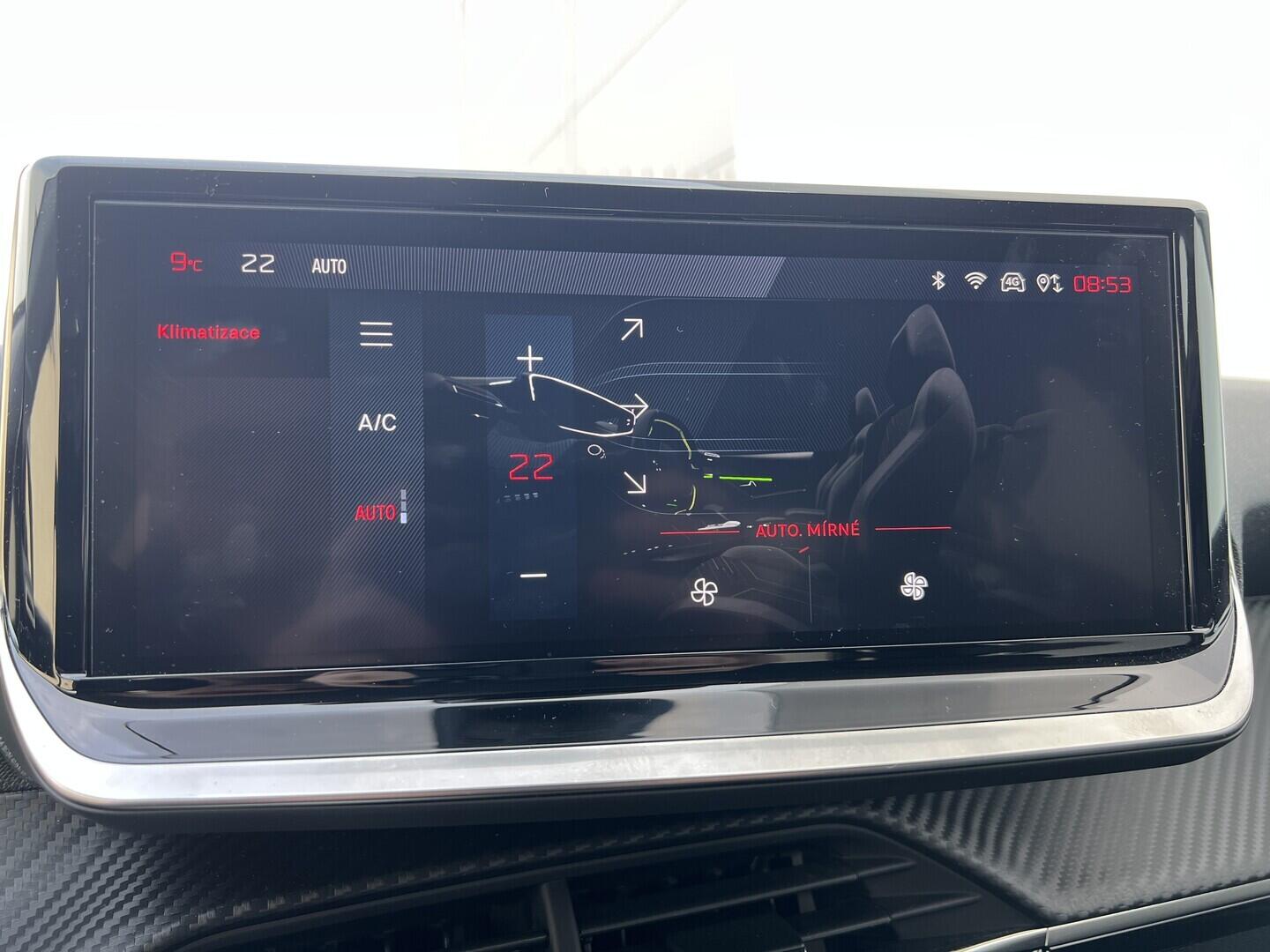 O119V07137_27.webp_208 Allure 1.2 PureTech 74 kW manuál