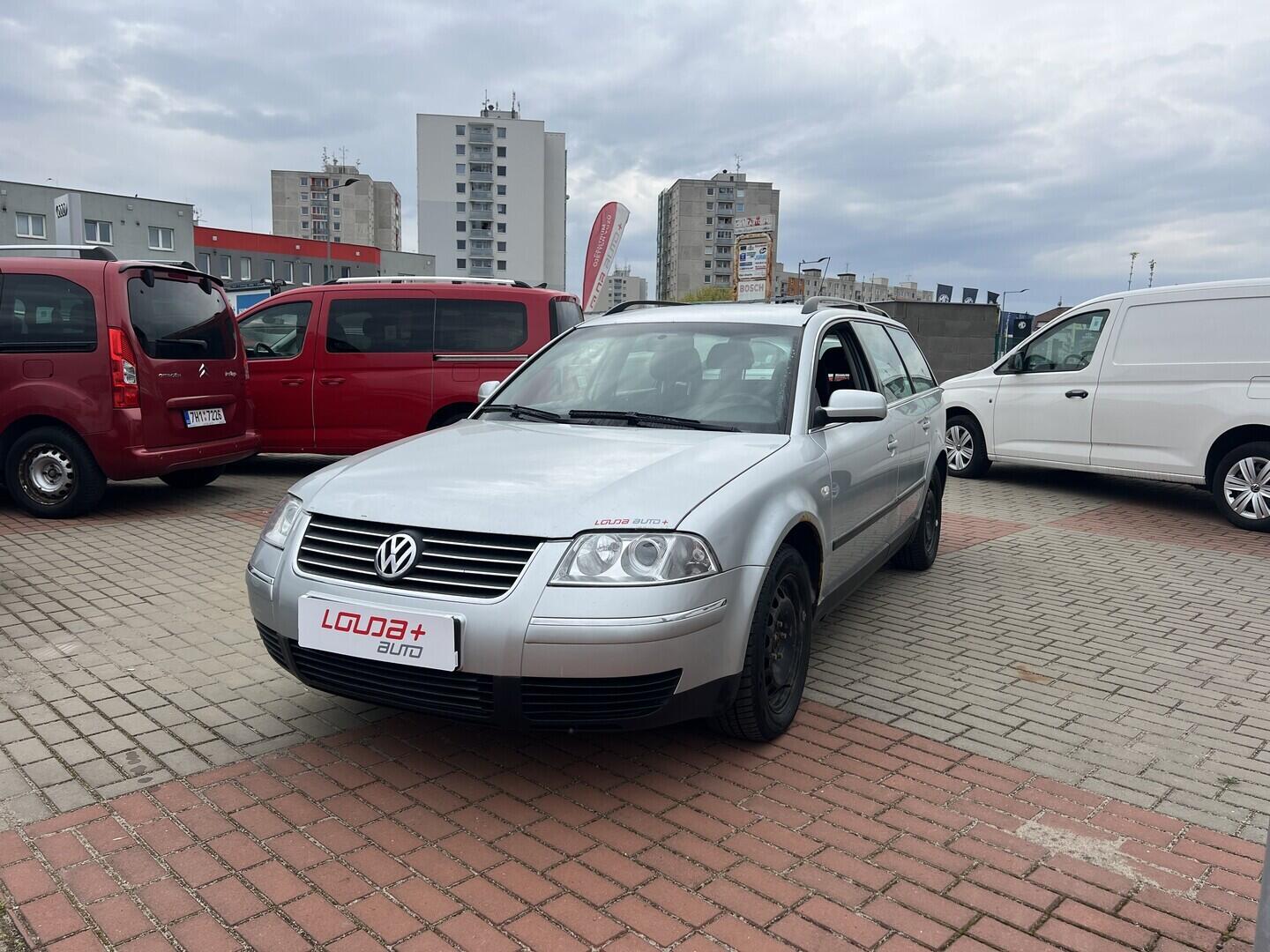 O119V07139_10.webp_PASSAT  1.9 TDI 96 kW manuál