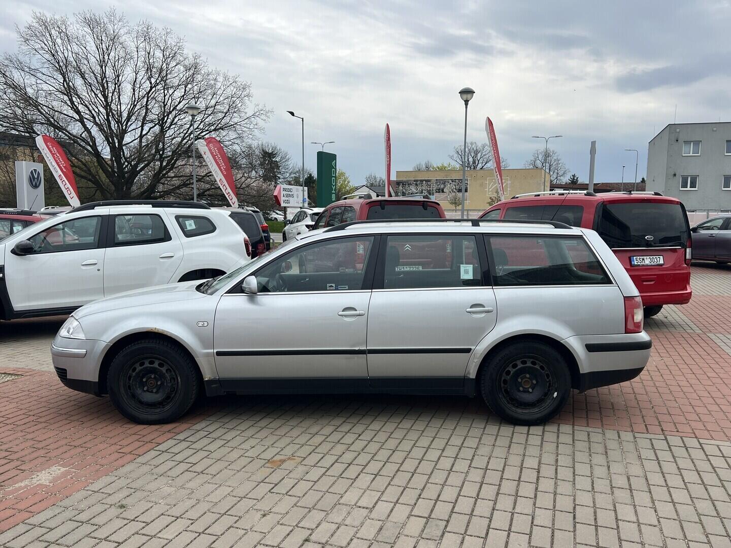 O119V07139_12.webp_PASSAT  1.9 TDI 96 kW manuál