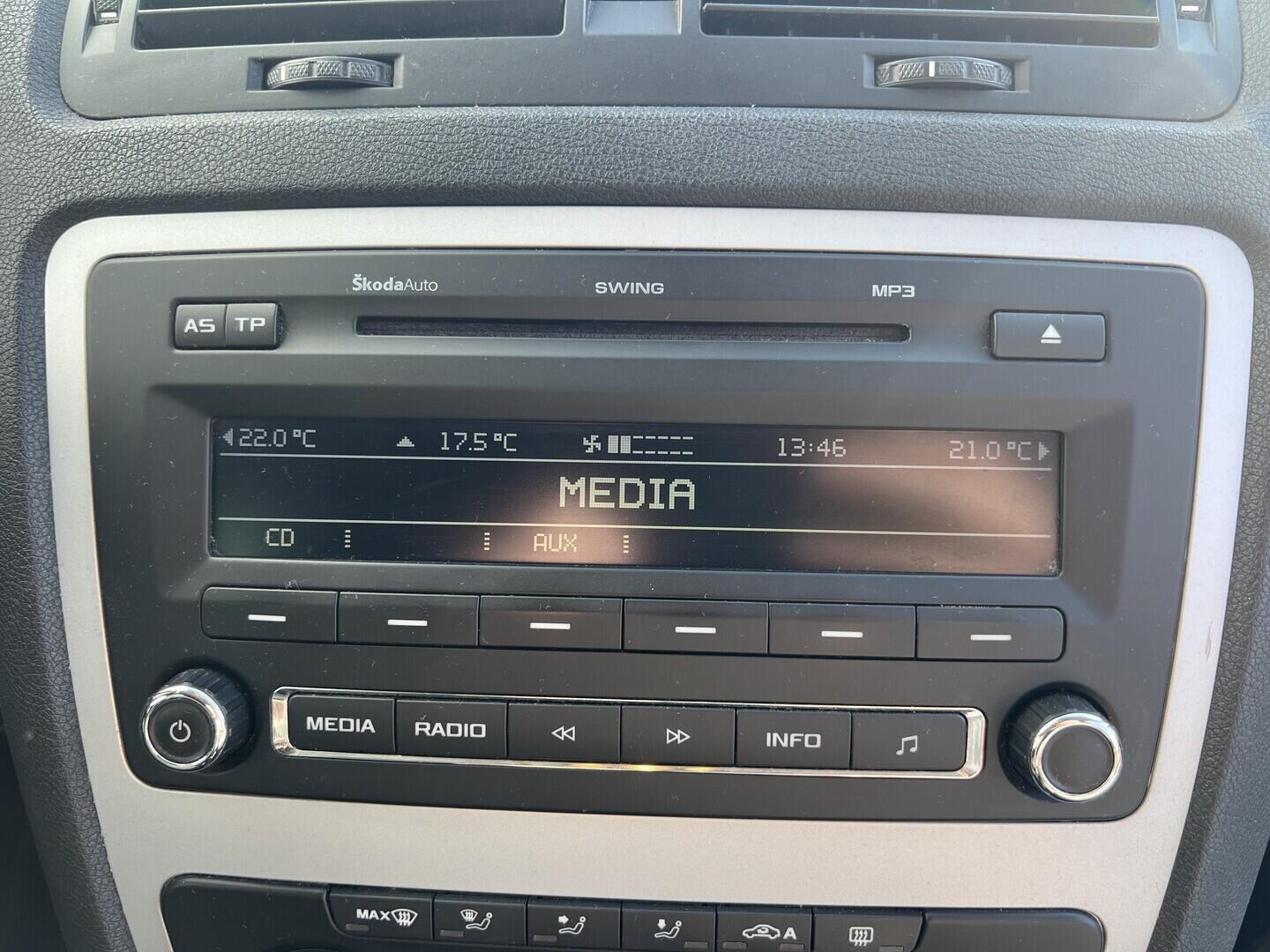 O119V07140_25.webp_OCTAVIA Ambiente 1.6 TDI 77 kW manuál