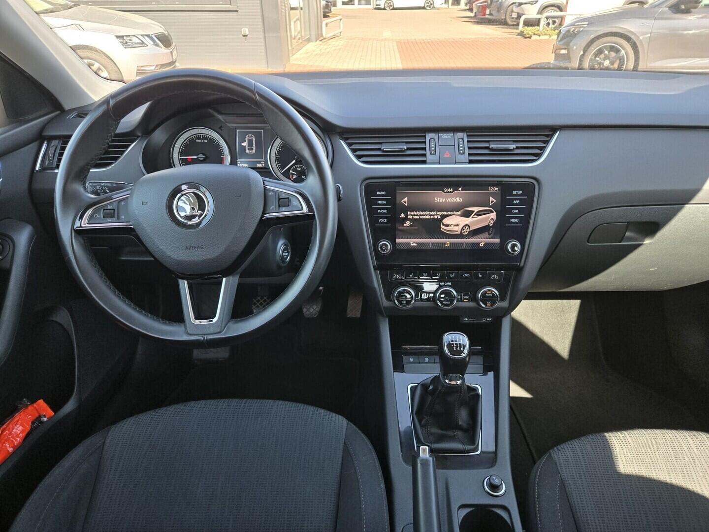 O119V07143_13.webp_OCTAVIA Style 2.0 TDI 110 kW manuál