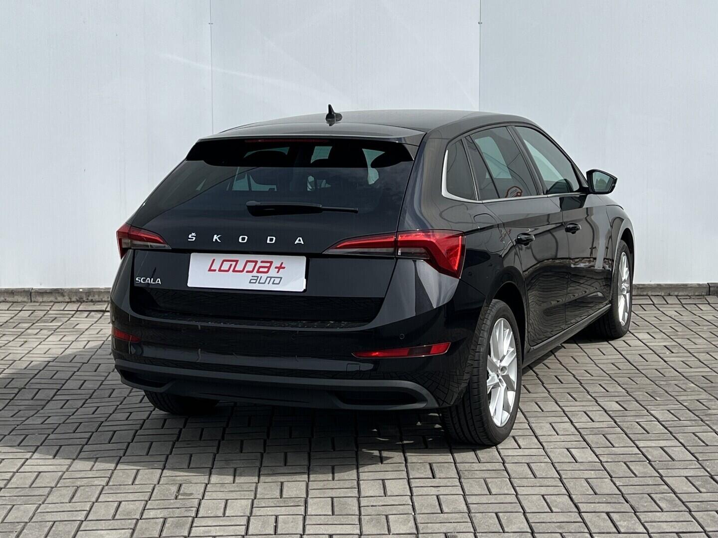 O119V07144_11.webp_SCALA Style 1.5 TSI 110 kW manuál, DPH