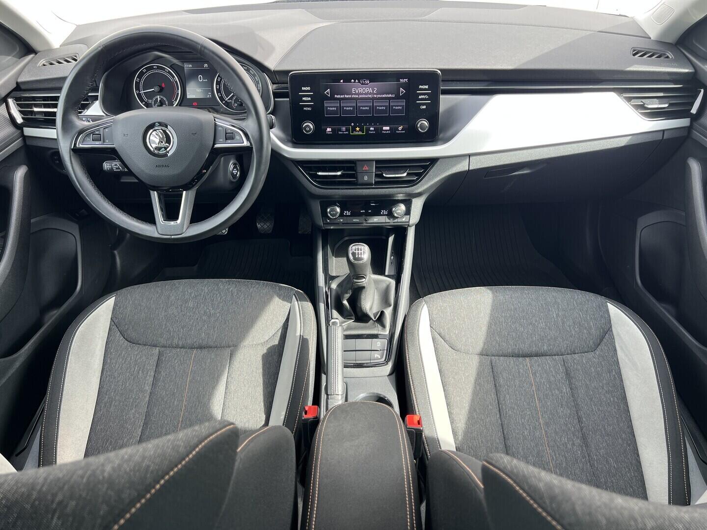 O119V07144_18.webp_SCALA Style 1.5 TSI 110 kW manuál, DPH