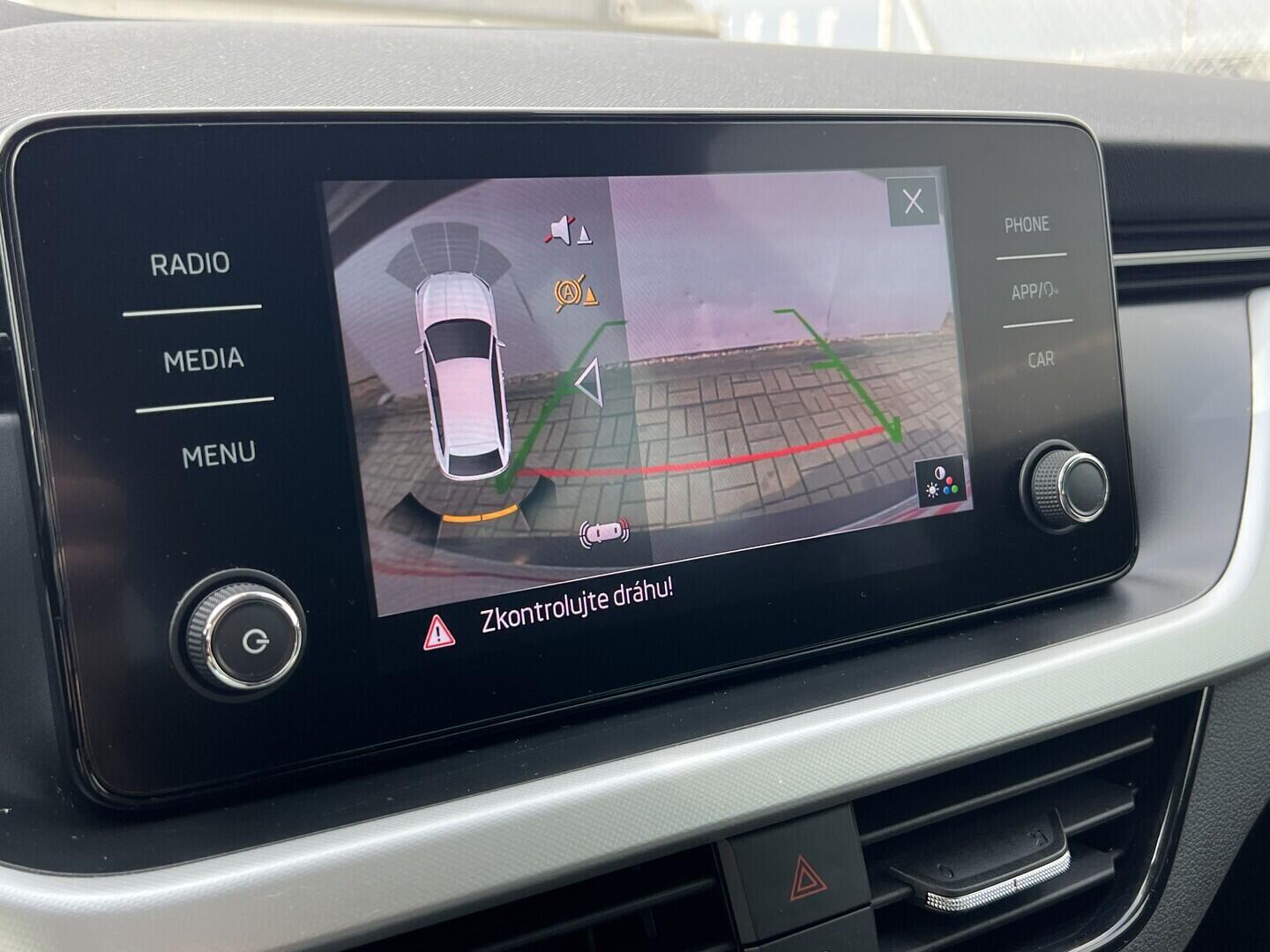 O119V07144_30.webp_SCALA Style 1.5 TSI 110 kW manuál, DPH