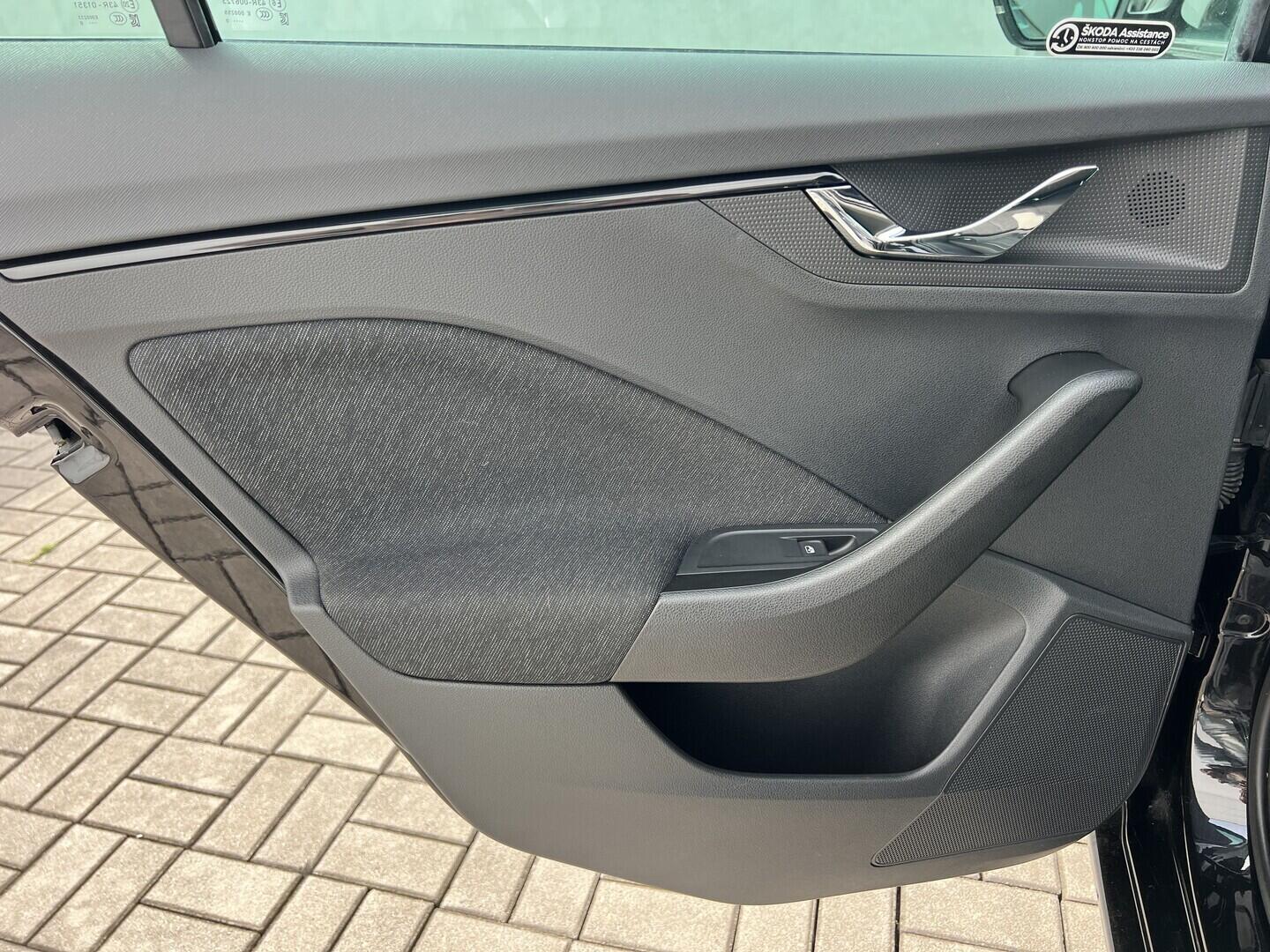 O119V07144_35.webp_SCALA Style 1.5 TSI 110 kW manuál, DPH