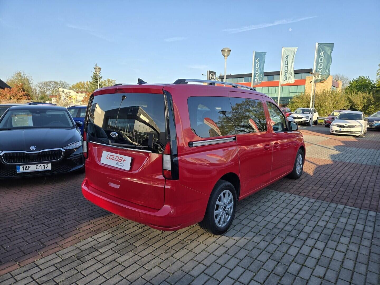 O119V07145_11.webp_TOURNEO CONNECT  1.5 EcoBoost 84 kW manuál, DPH