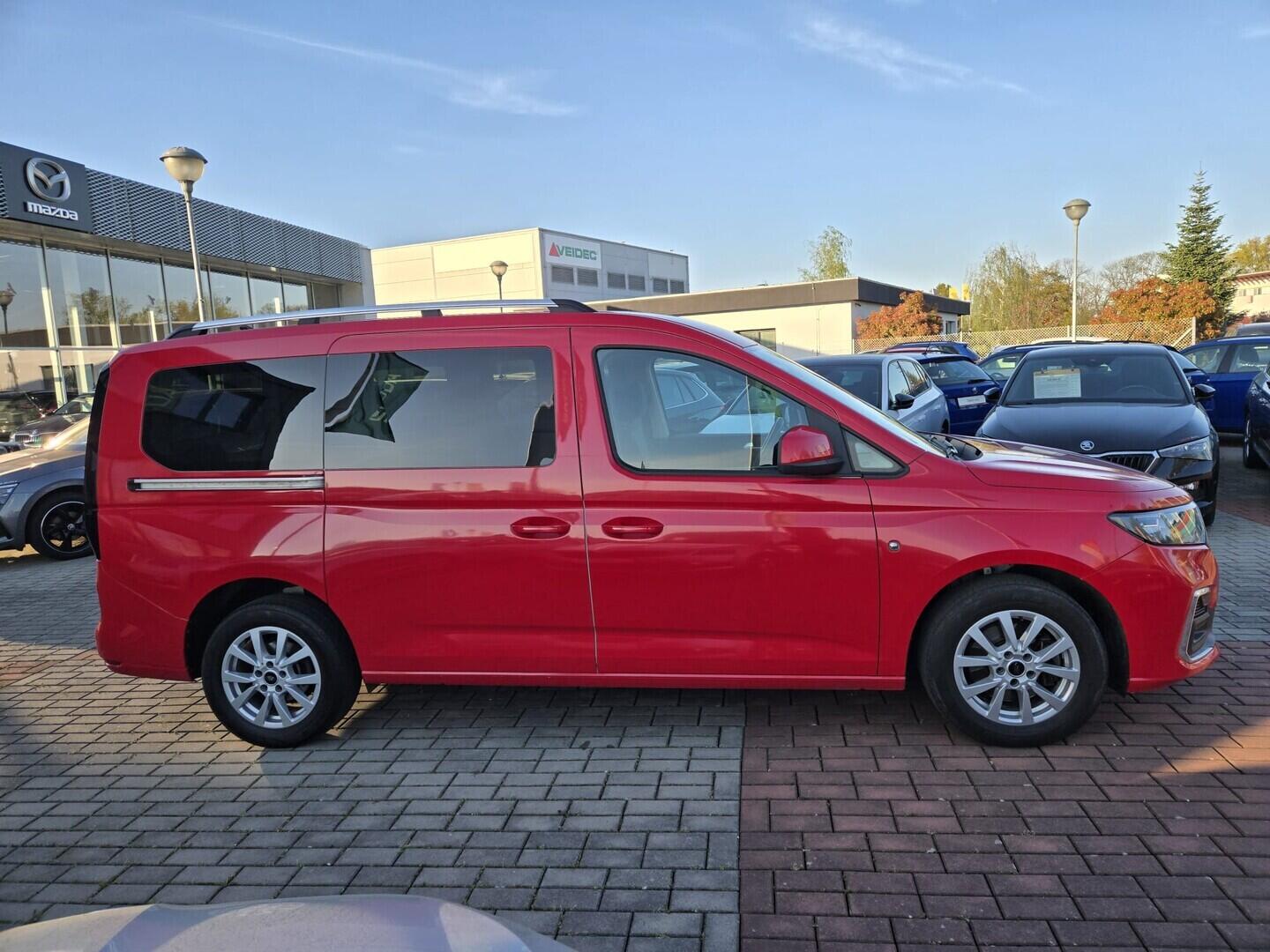 O119V07145_12.webp_TOURNEO CONNECT  1.5 EcoBoost 84 kW manuál, DPH