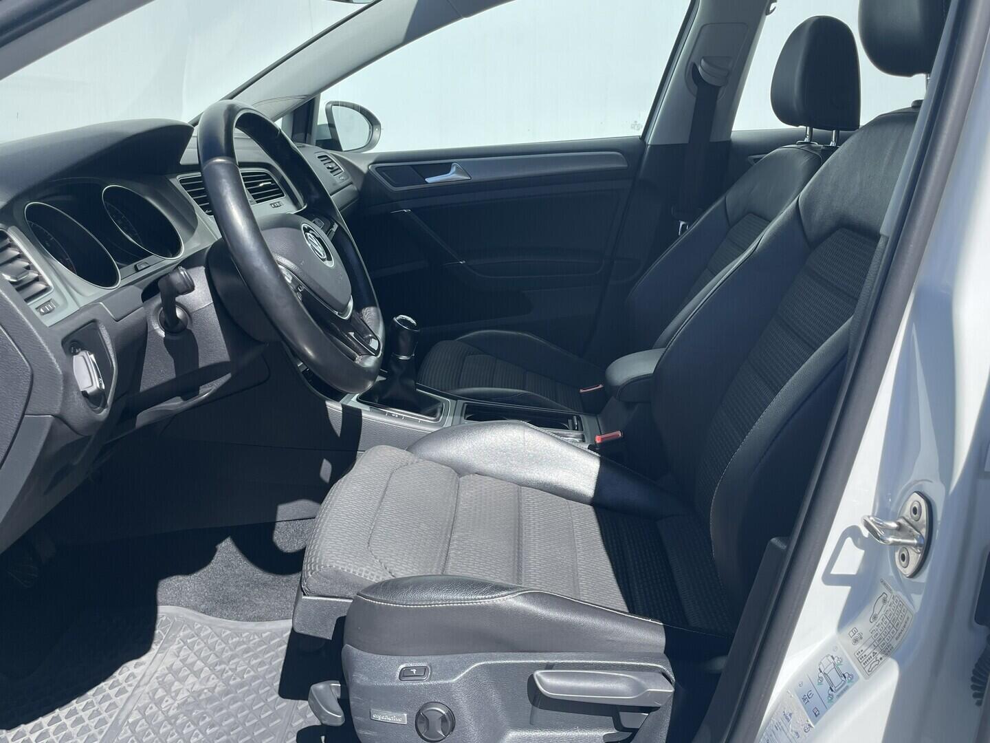 O119V07146_21.webp_GOLF Highline 1.4 TSI 92 kW manuál, DPH