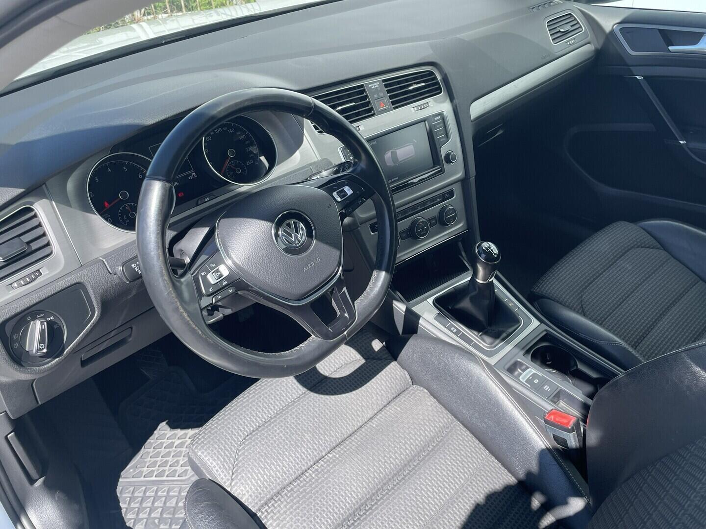 O119V07146_22.webp_GOLF Highline 1.4 TSI 92 kW manuál, DPH