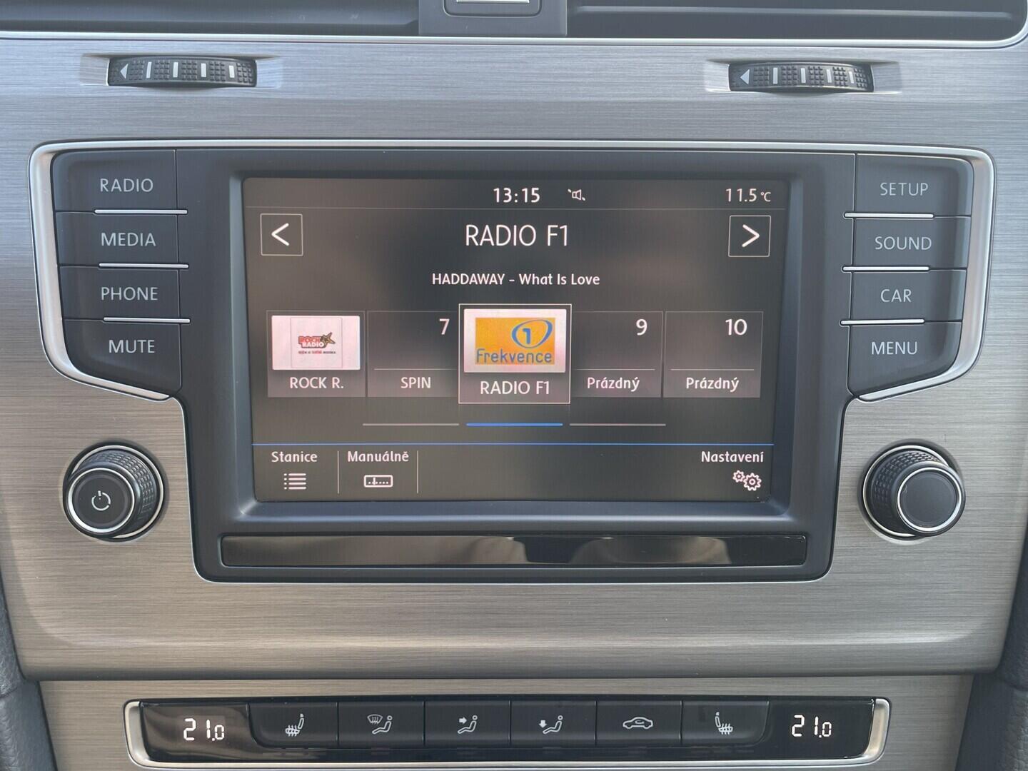 O119V07146_25.webp_GOLF Highline 1.4 TSI 92 kW manuál, DPH