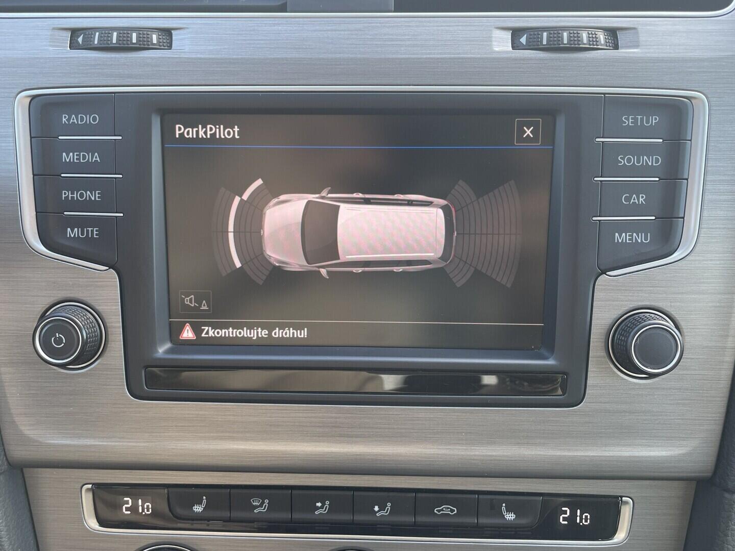 O119V07146_27.webp_GOLF Highline 1.4 TSI 92 kW manuál, DPH