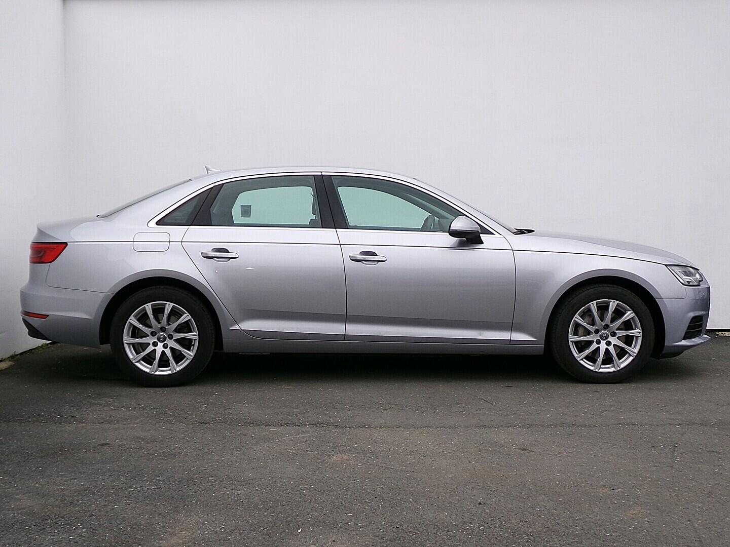 O119V07148_13.webp_A4  2.0 TDI 140 kW automat