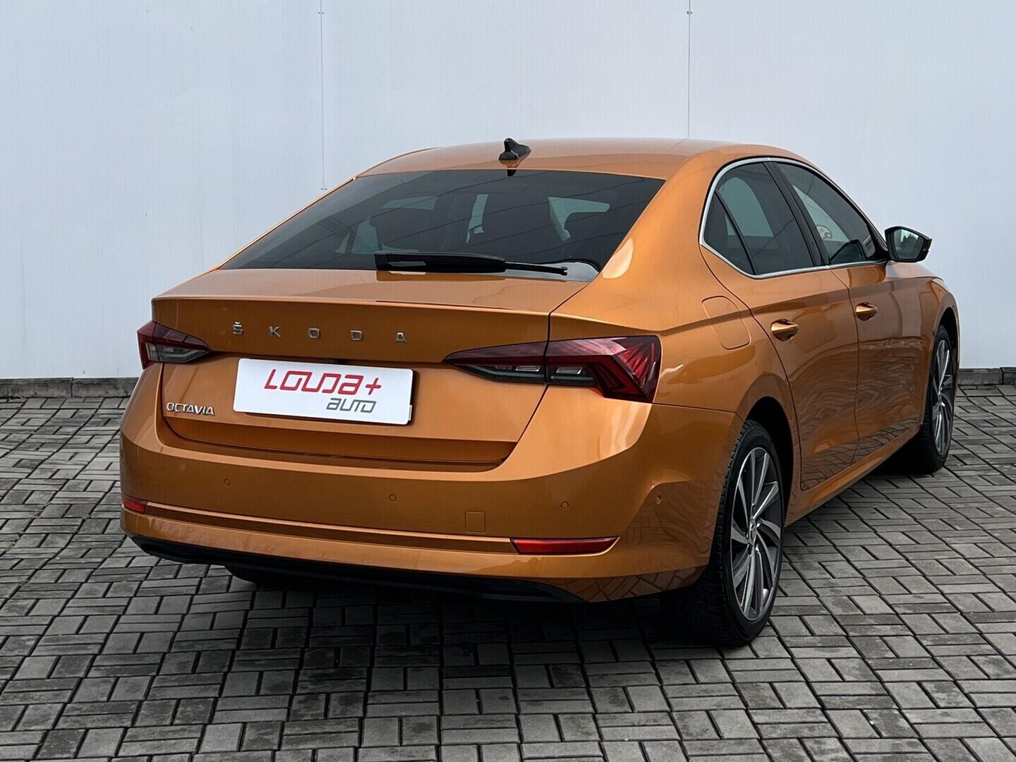 O119V07150_11.webp_OCTAVIA Style Plus 1.5 TSI 110 kW manuál