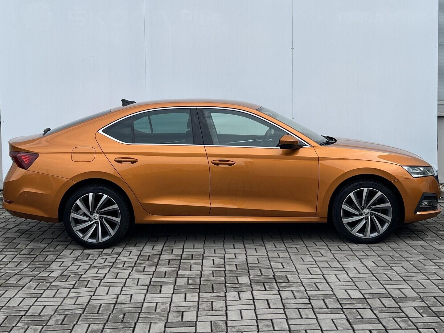 O119V07150_16.webp_OCTAVIA Style Plus 1.5 TSI 110 kW manuál