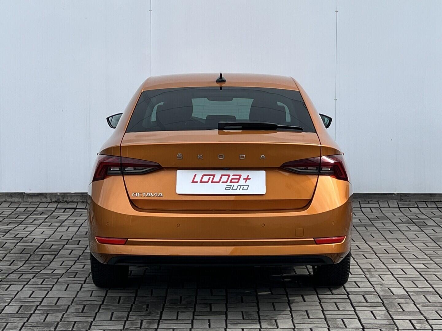 O119V07150_17.webp_OCTAVIA Style Plus 1.5 TSI 110 kW manuál