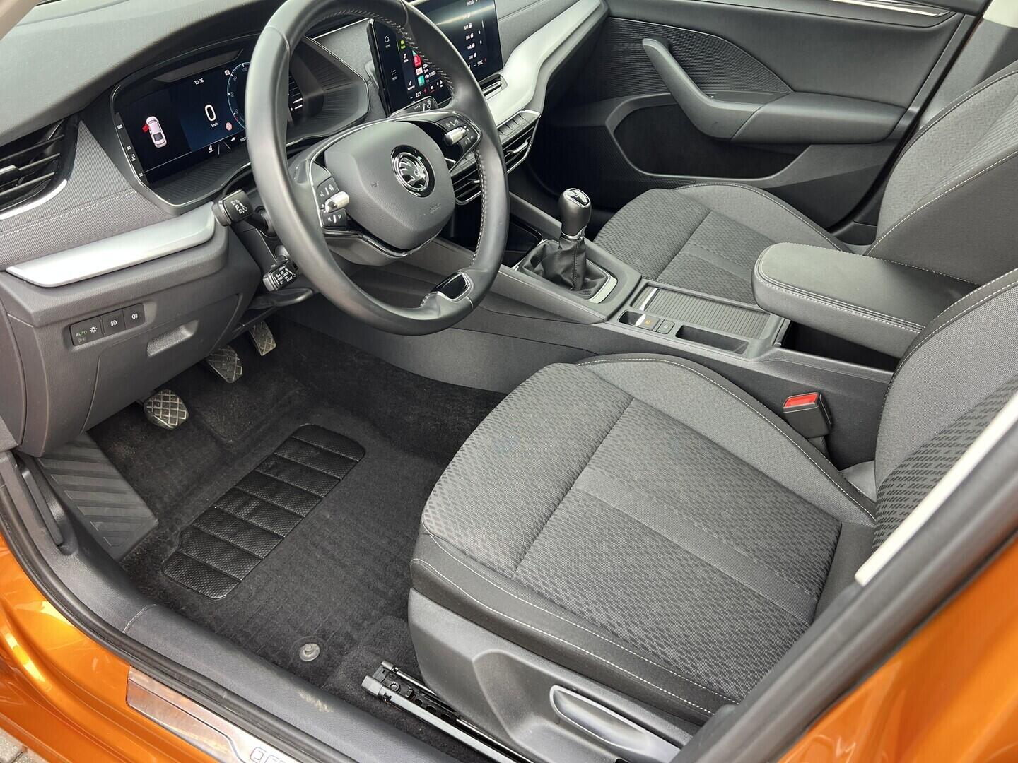 O119V07150_19.webp_OCTAVIA Style Plus 1.5 TSI 110 kW manuál