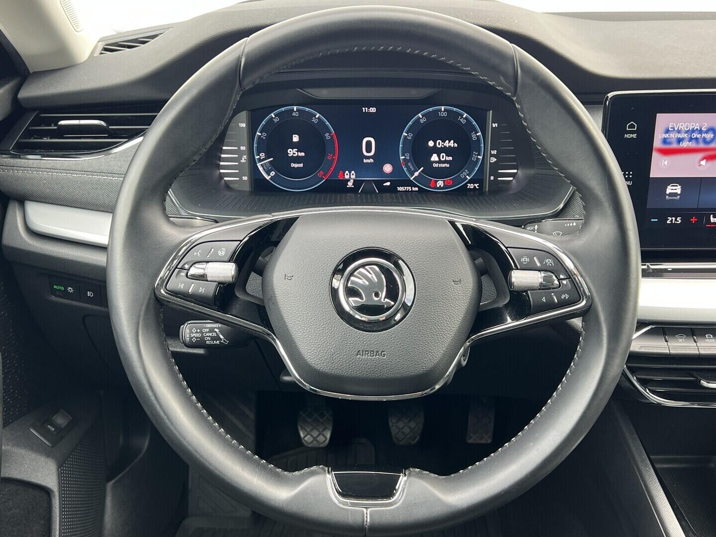 O119V07150_24.webp_OCTAVIA Style Plus 1.5 TSI 110 kW manuál