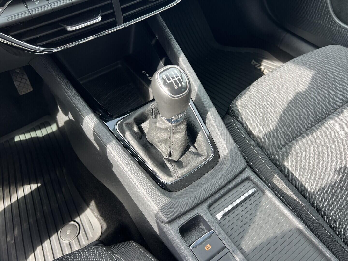 O119V07150_31.webp_OCTAVIA Style Plus 1.5 TSI 110 kW manuál