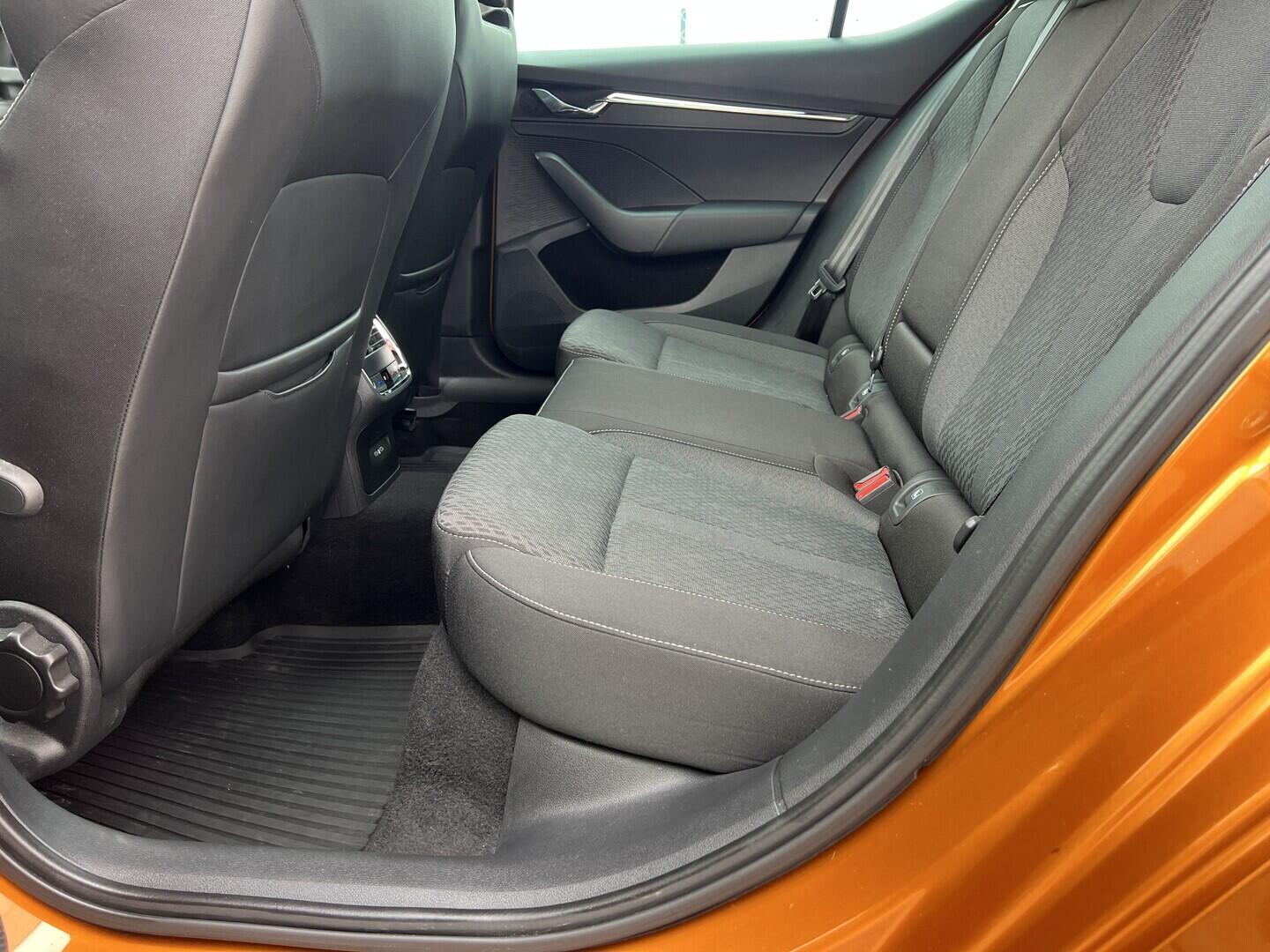 O119V07150_33.webp_OCTAVIA Style Plus 1.5 TSI 110 kW manuál