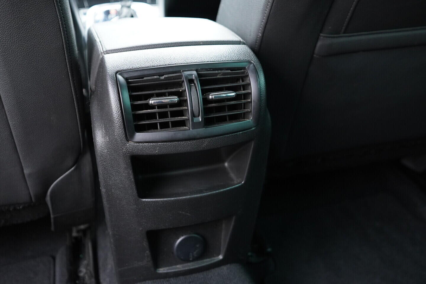 O119V07152_38.webp_INSIGNIA  2.0 Cdti 125 kW automat