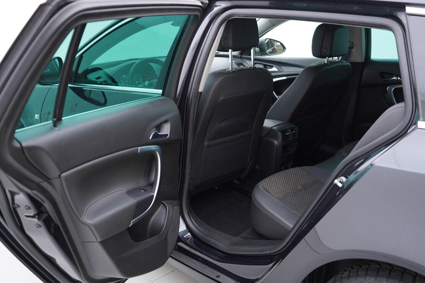 O119V07152_44.webp_INSIGNIA  2.0 Cdti 125 kW automat