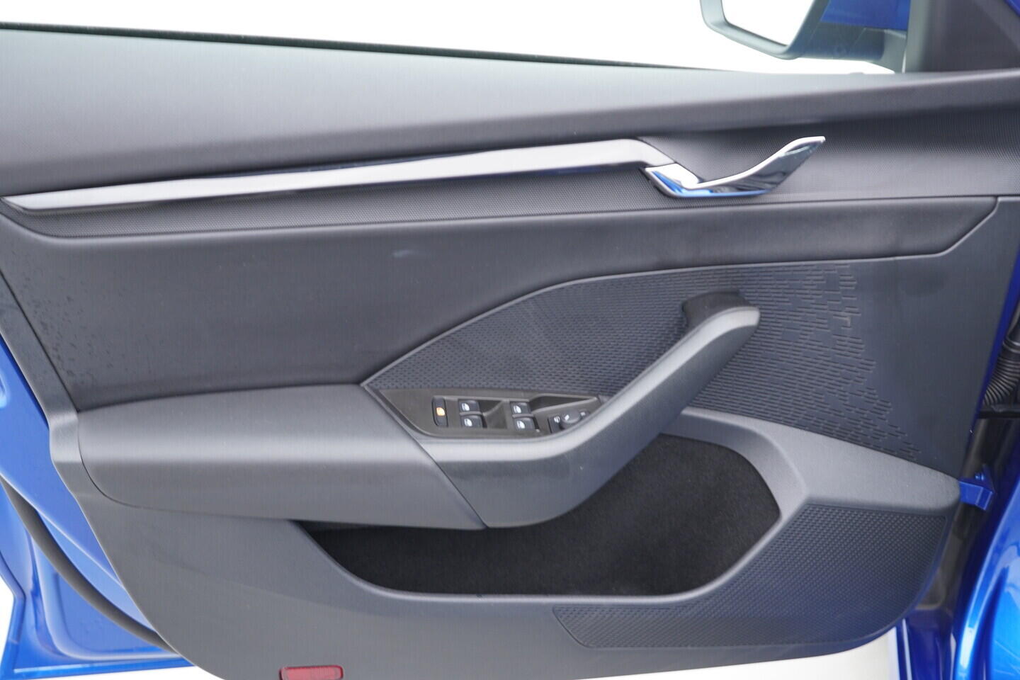 O119V07156_19.webp_OCTAVIA Ambition 1.5 TSI 110 kW manuál, DPH