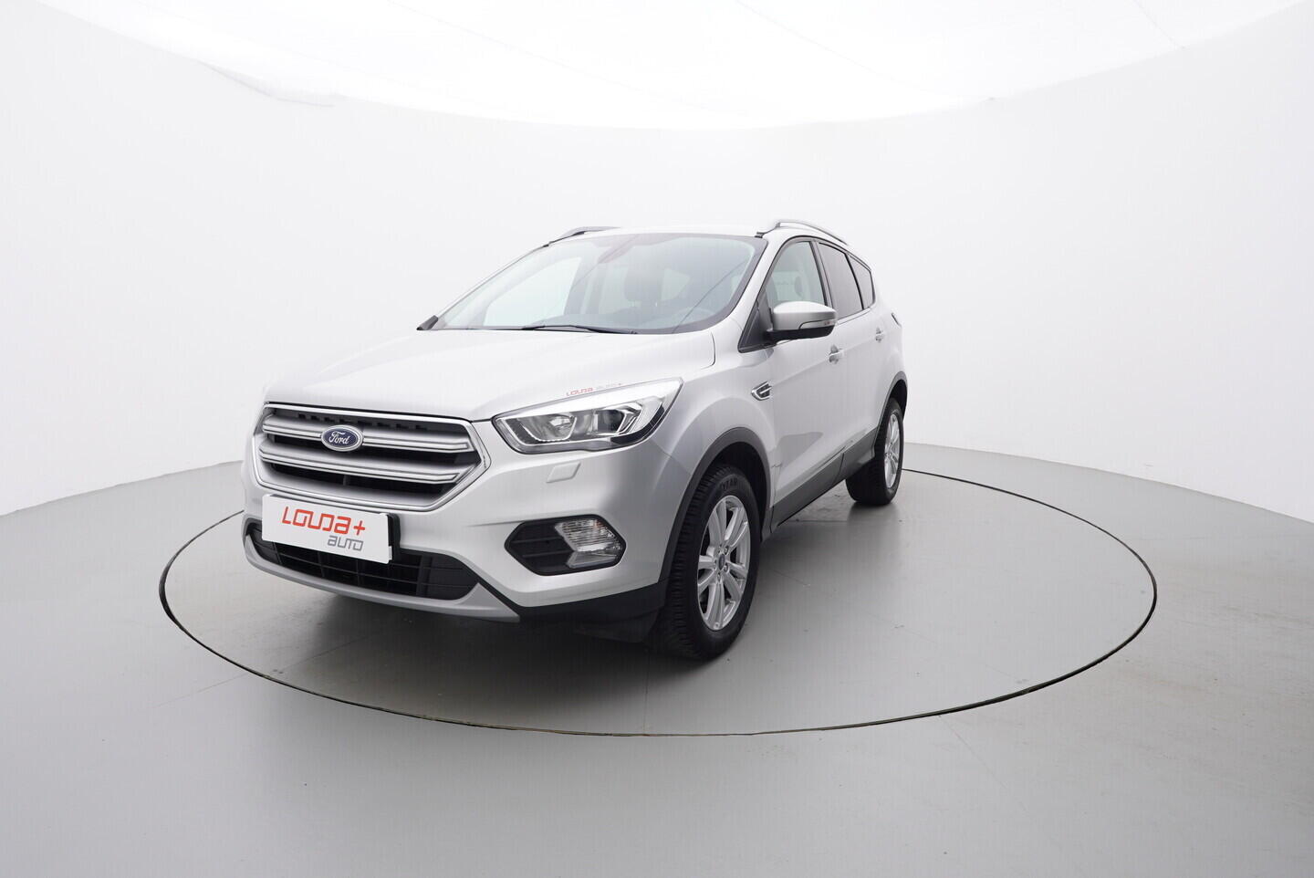 O119V07162_10.webp_KUGA Cool a Connect 1.5  110 kW manuál