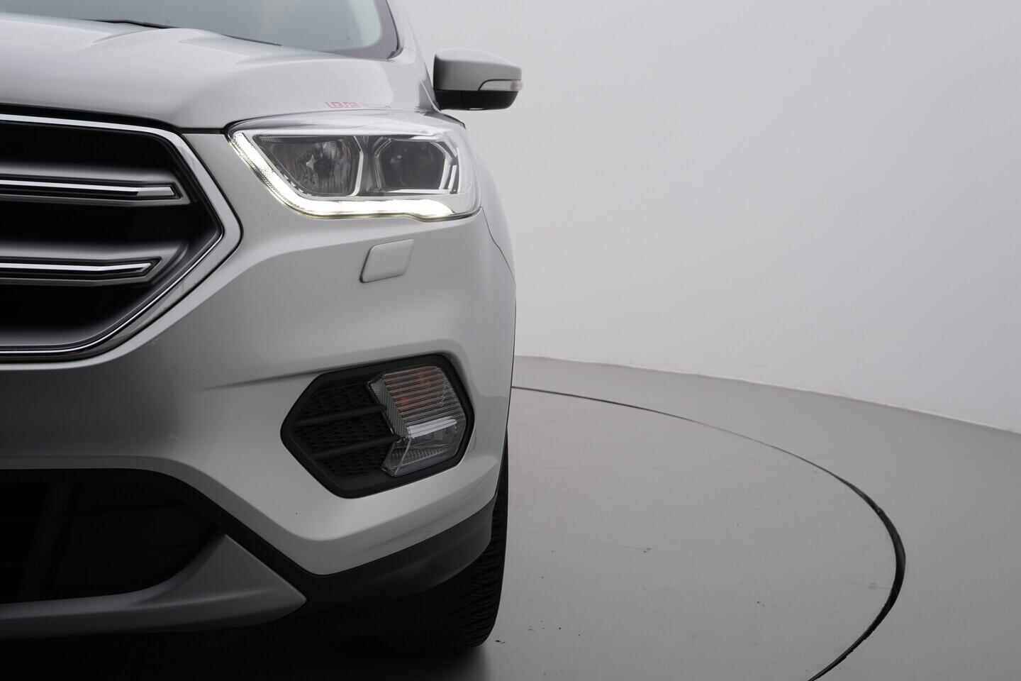 O119V07162_40.webp_KUGA Cool a Connect 1.5  110 kW manuál