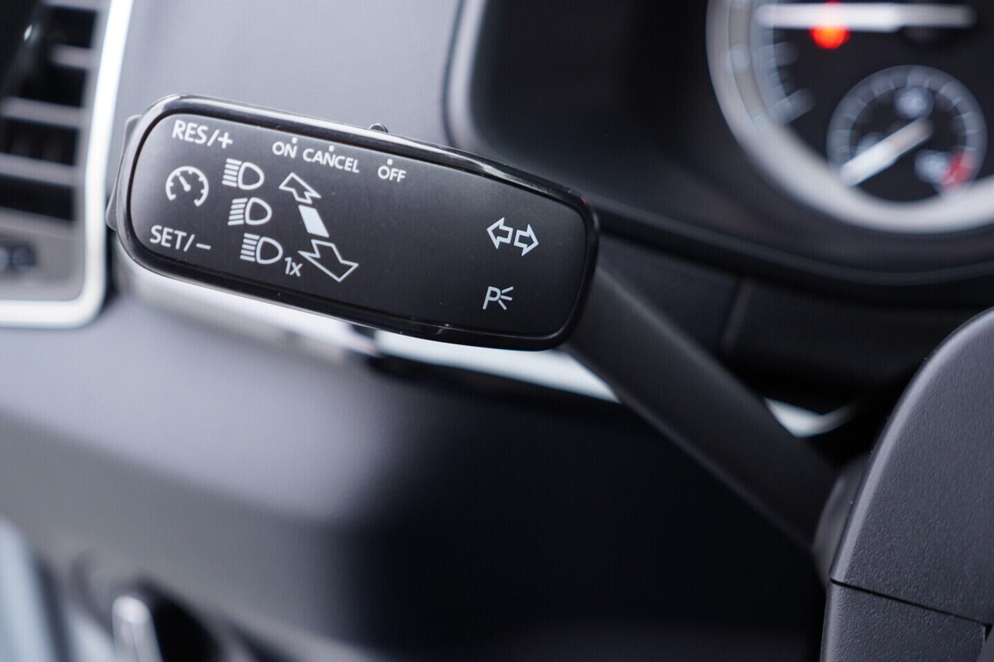 O119V07163_23.webp_KAROQ Style 2.0 TDI 85 kW manuál, DPH