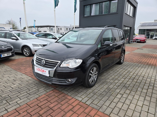 TOURAN  2.0  80 kW manuál