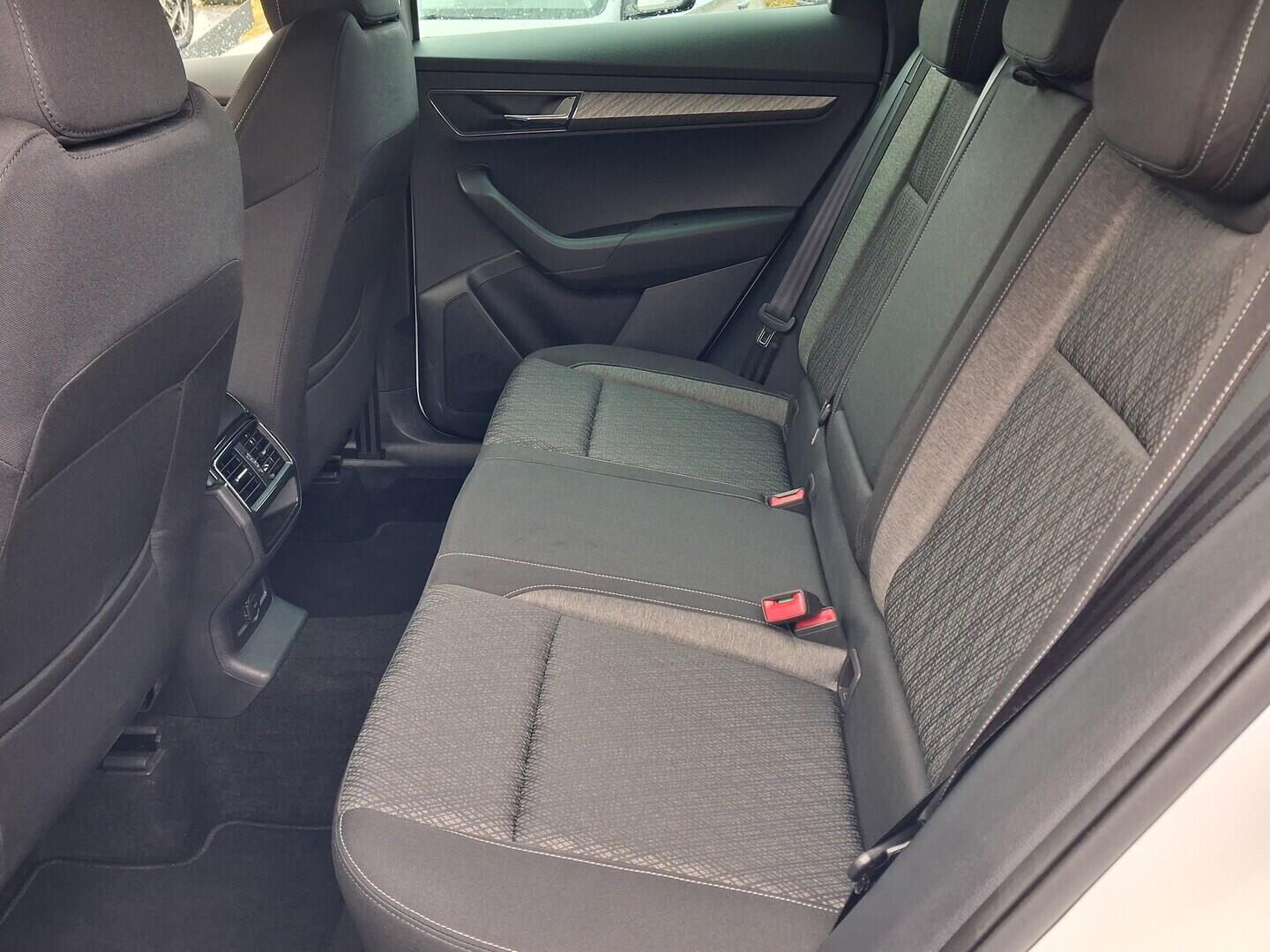 O119V07169_31.webp_KAROQ Style Plus 1.5 TSI 110 kW automat