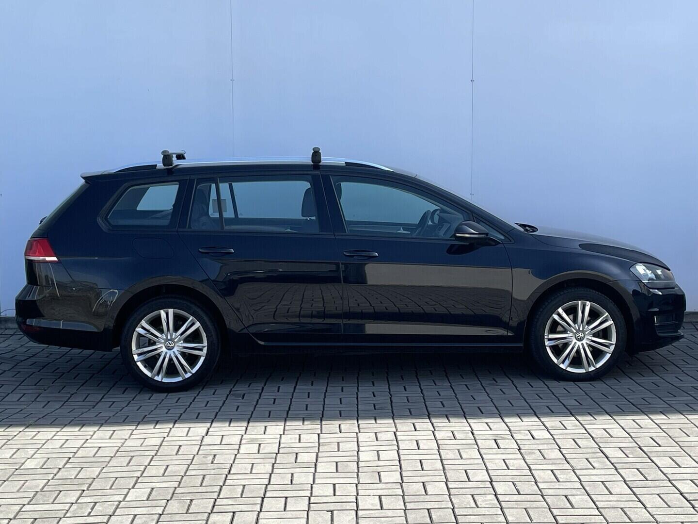 O119V07171_16.webp_GOLF  1.6 TDI 81 kW manuál