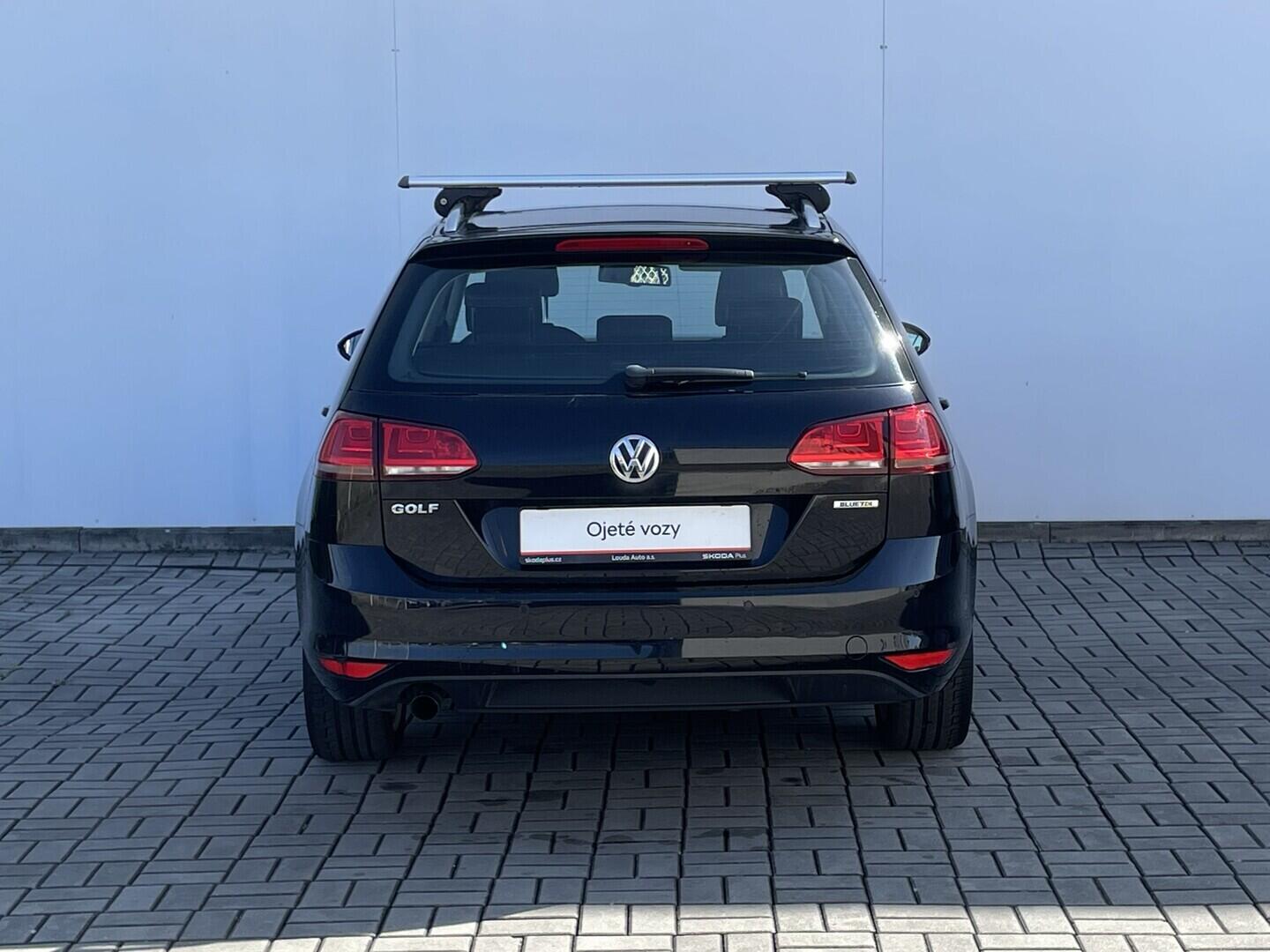 O119V07171_17.webp_GOLF  1.6 TDI 81 kW manuál
