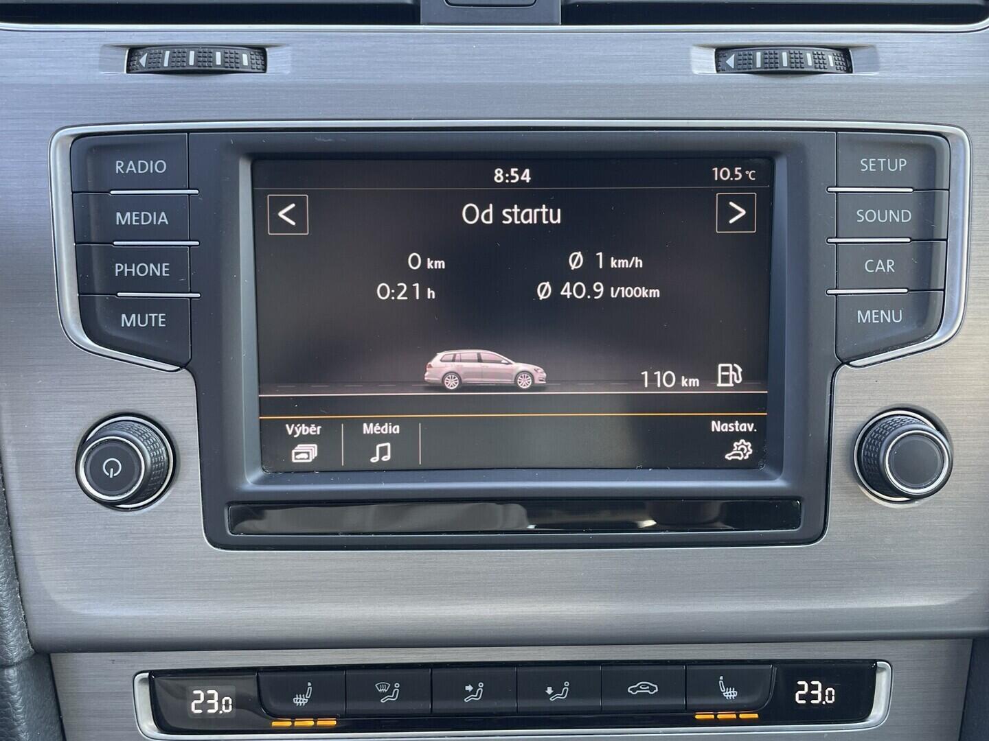 O119V07171_28.webp_GOLF  1.6 TDI 81 kW manuál