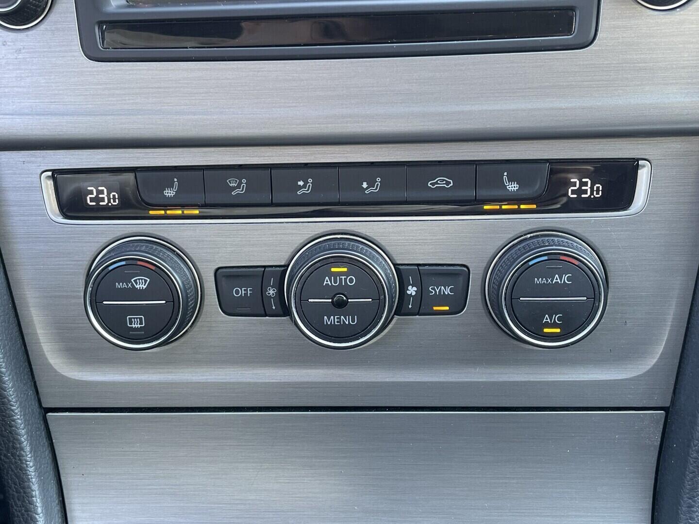 O119V07171_29.webp_GOLF  1.6 TDI 81 kW manuál