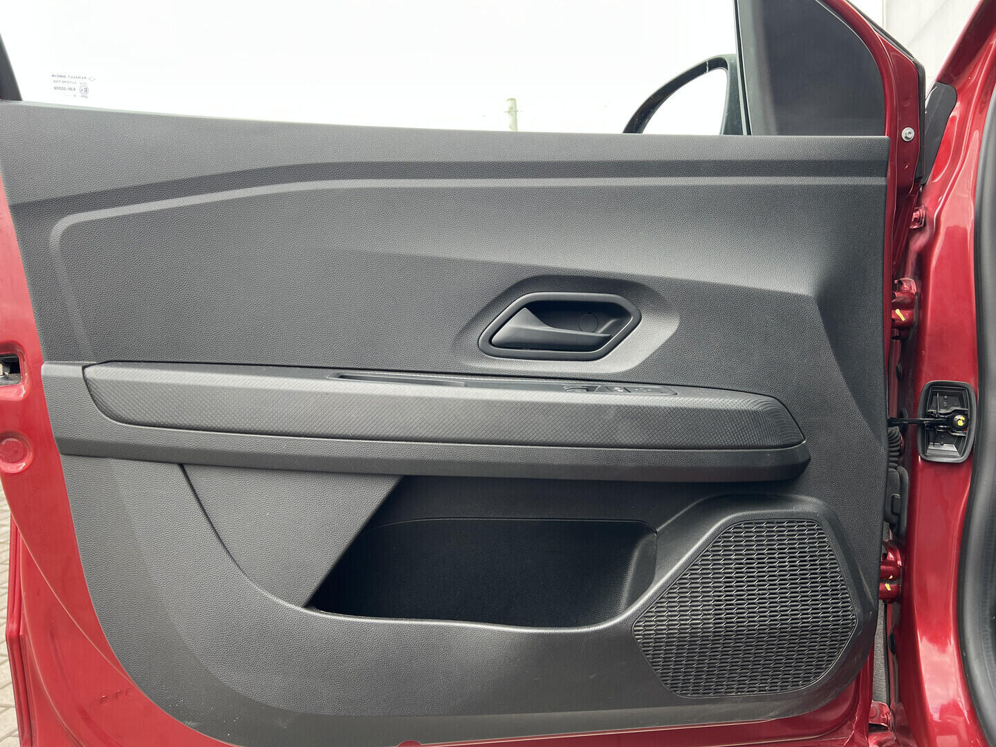 O119V07172_18.webp_SANDERO Stepway 1.0 TCe 67 kW manuál