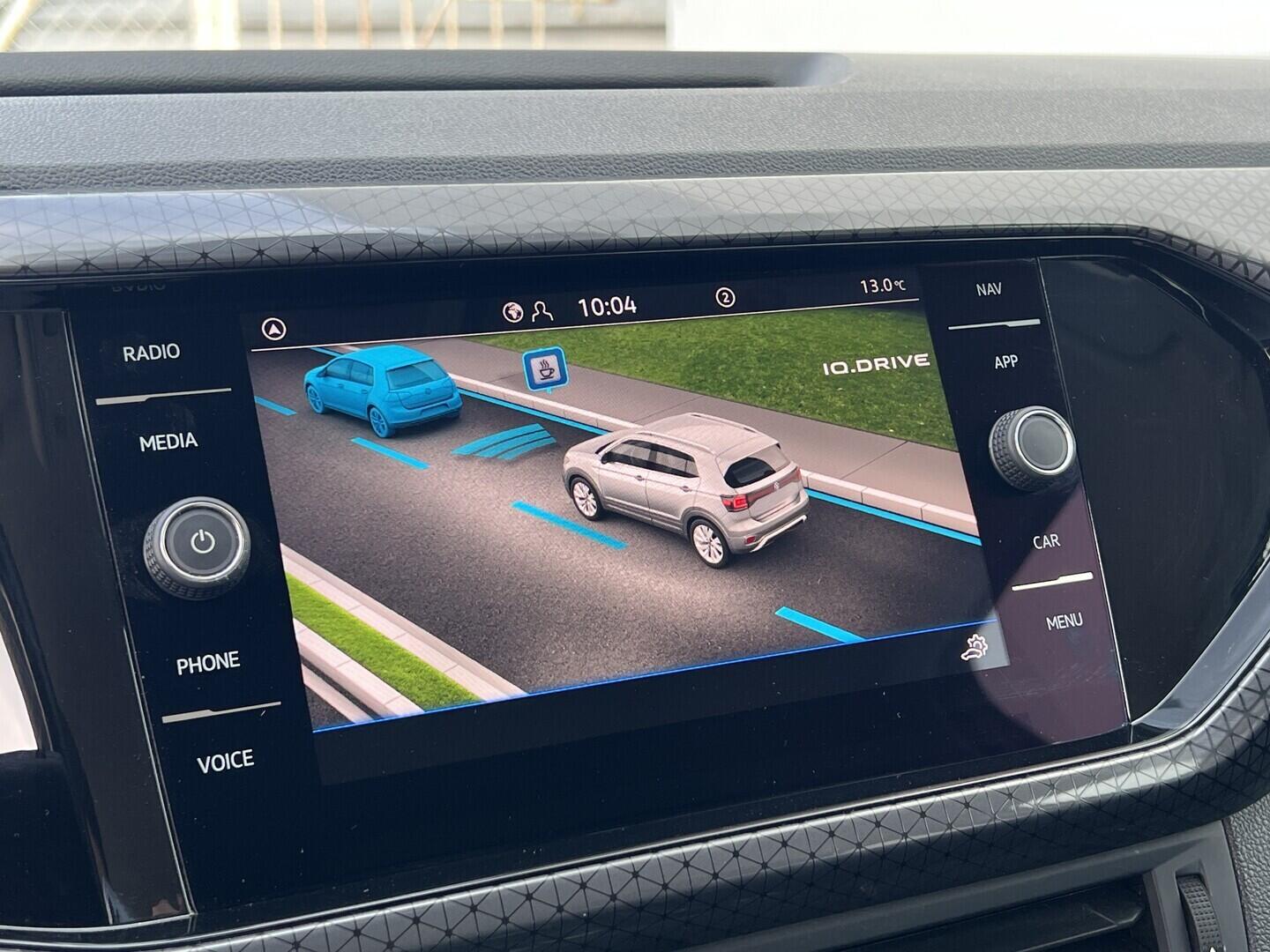 O119V07173_28.webp_T-CROSS Style 1.0 TSI 81 kW automat, DPH