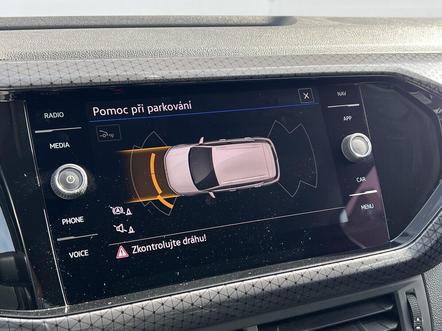 O119V07173_30.webp_T-CROSS Style 1.0 TSI 81 kW automat, DPH