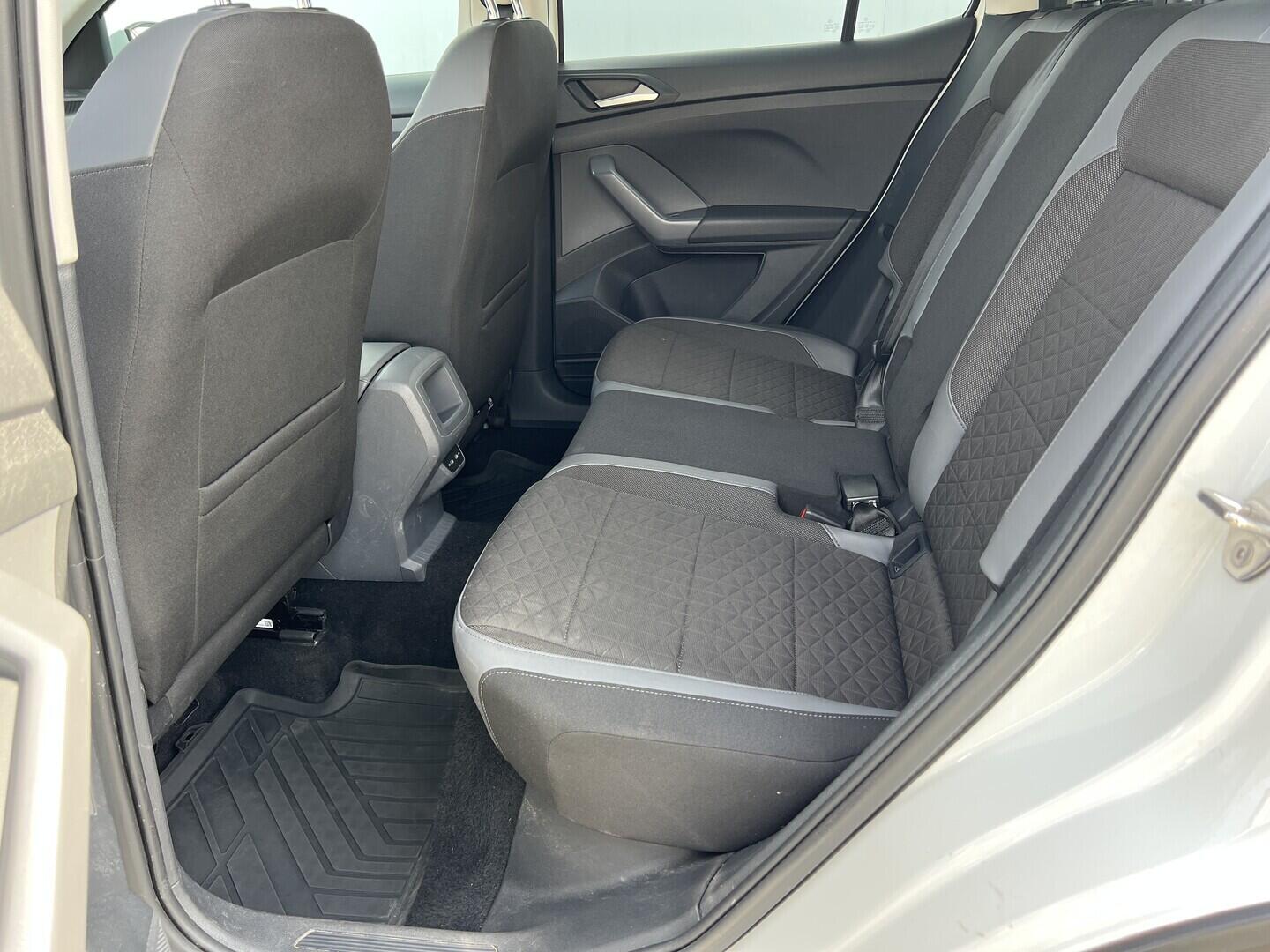 O119V07173_34.webp_T-CROSS Style 1.0 TSI 81 kW automat, DPH