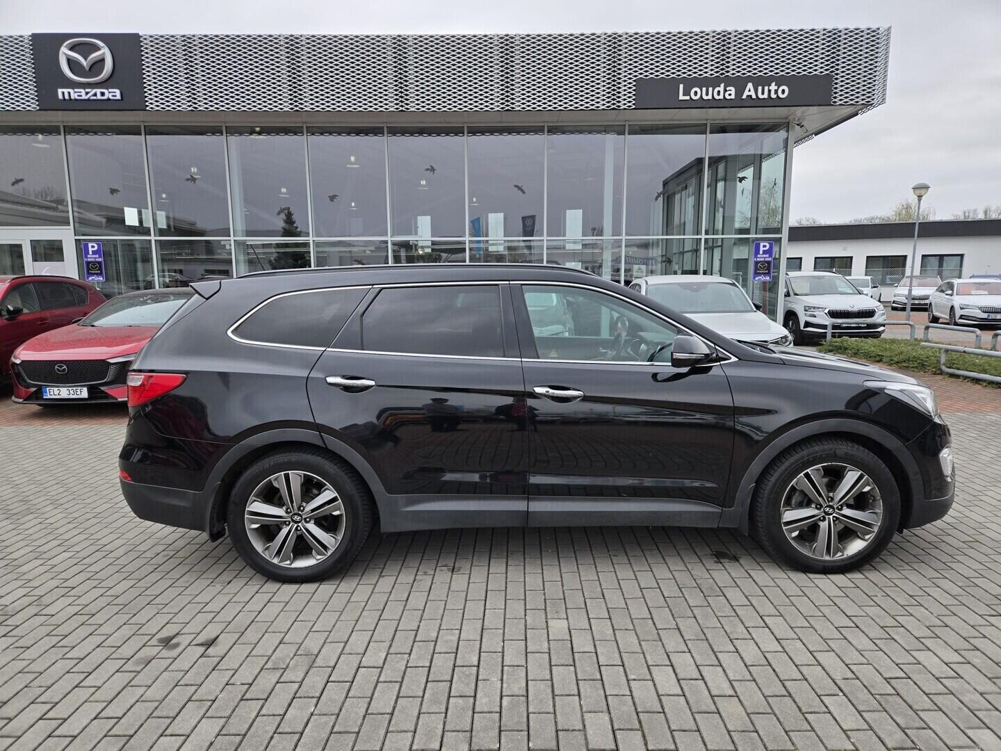 O119V07174_12.webp_GRAND SANTA FE  Luxury  2.2  _ kW automat