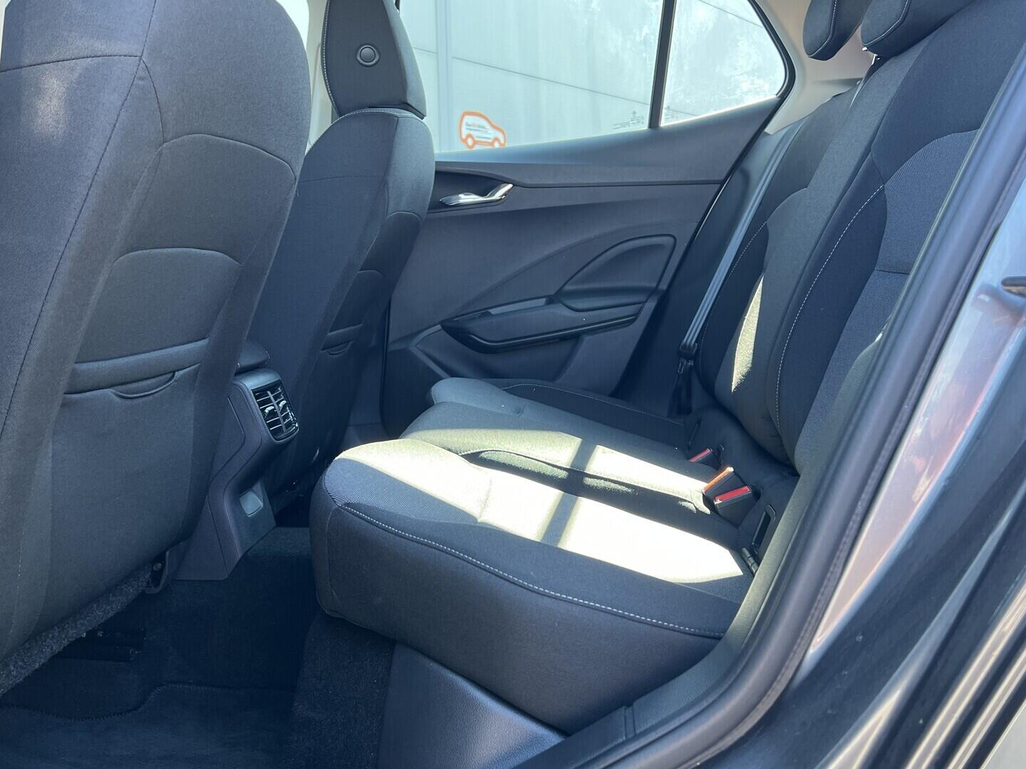 O119V07178_32.webp_FABIA Selection 1.0 MPI 59 kW manuál, DPH